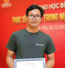 Từ học sinh lớp bổ túc đến nghiên cứu sinh tiến sĩ
